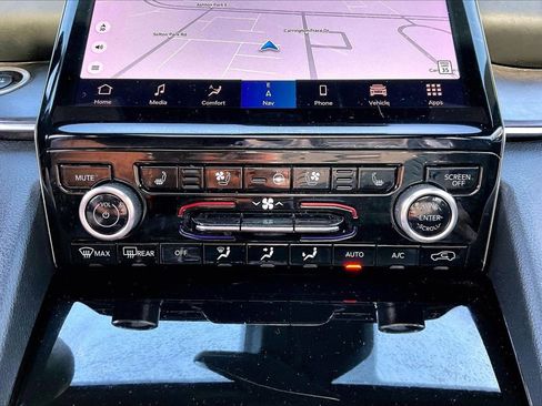 Certified 2023 Jeep Grand Cherokee L Overland AWD/4WD image 29