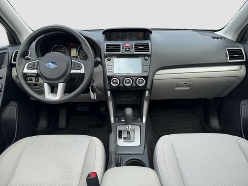 Used 2017 Subaru Forester 2.5i Premium w/ Popular Package #2A AWD/4WD image 12