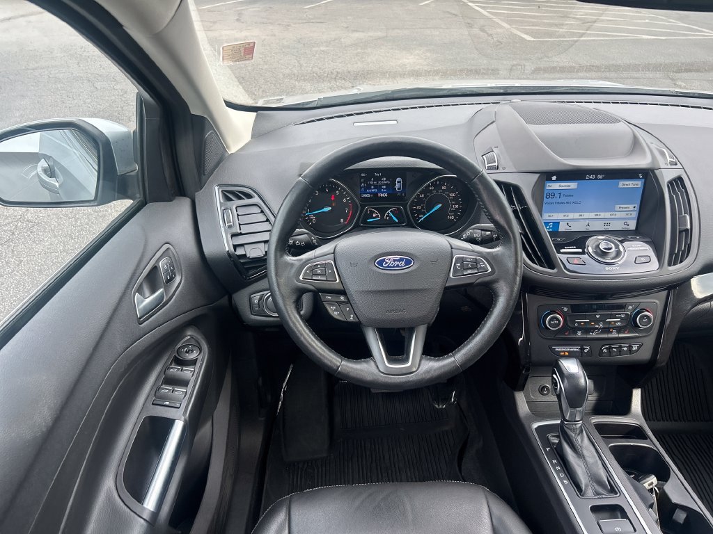 Used 2019 Ford Escape Titanium FWD image 16