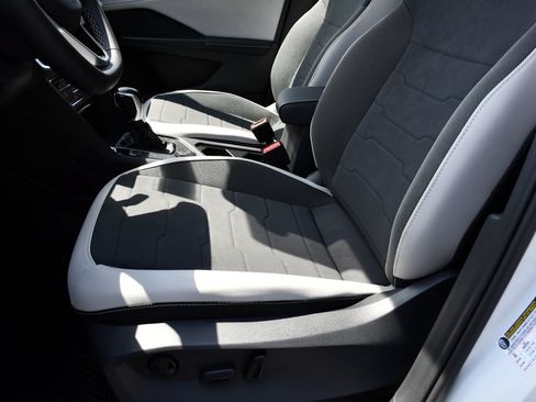 New 2026 Volkswagen Taos SE AWD/4WD image 15
