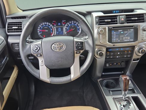 Used 2019 Toyota 4Runner Limited AWD/4WD image 11