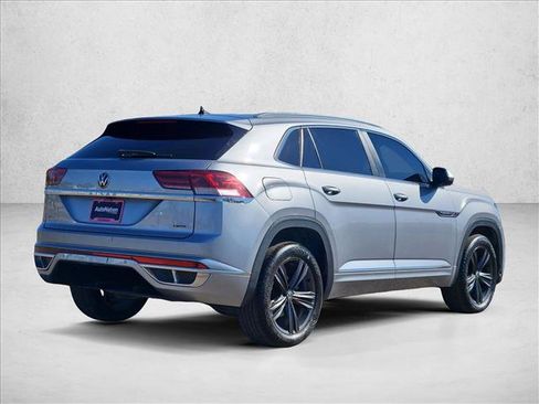 Used 2022 Volkswagen Atlas Cross Sport SEL R-Line AWD/4WD image 8