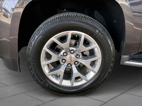 Used 2016 GMC Yukon SLT w/ Open Road Package image 10