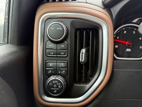 Used 2022 Chevrolet Silverado 2500 High Country image 13