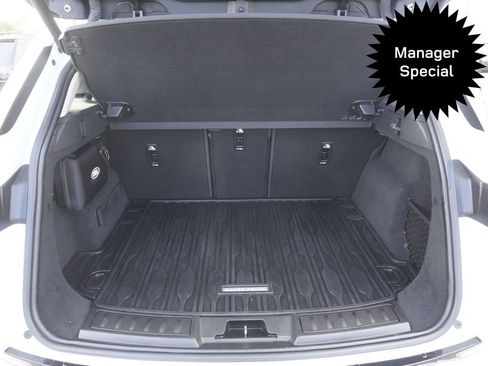 Used 2022 Land Rover Range Rover Evoque SE image 31