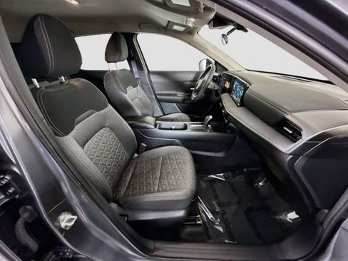 Used 2026 Nissan Kicks SV FWD image 29