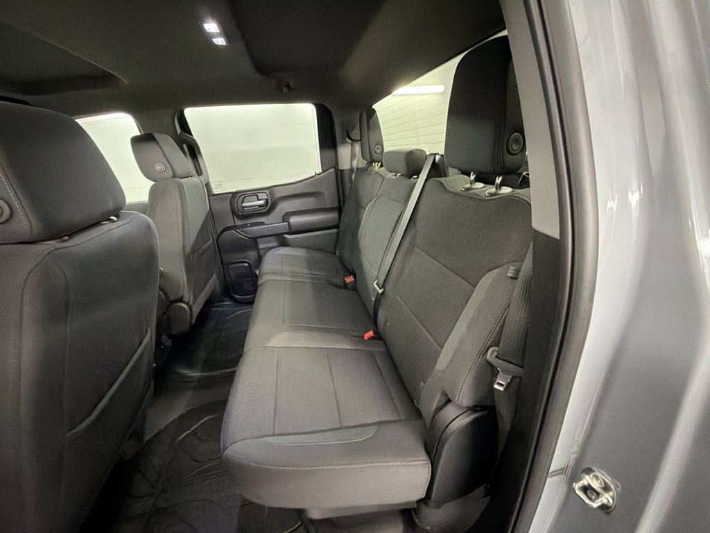 Certified 2025 Chevrolet Silverado 1500 Custom AWD/4WD image 23