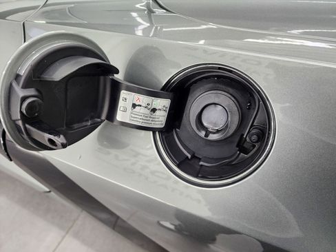 Used 2022 Chevrolet Corvette Stingray Premium Conv w/ Z51 Performance Package image 29