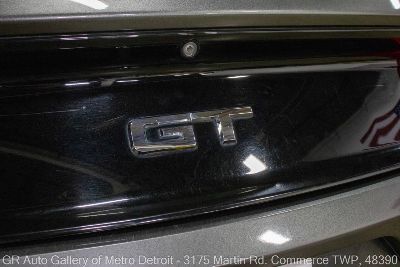 Used 2017 Ford Mustang GT Premium RWD image 39