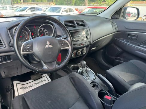 Used 2015 Mitsubishi Outlander Sport ES FWD image 13