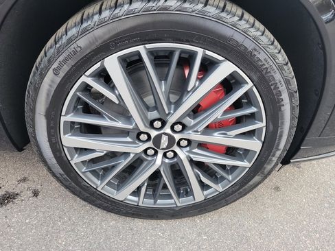 New 2025 Cadillac XT6 Sport w/ Technology Package image 25