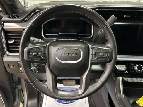 Used 2025 GMC Sierra 3500 Denali Ultimate image 19