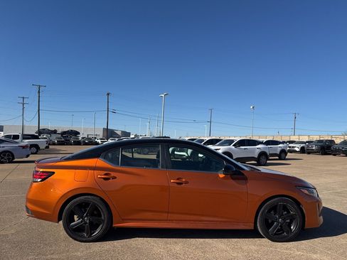 Certified 2024 Nissan Sentra SR w/ SR Premium Package image 29