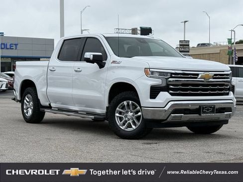 Used 2025 Chevrolet Silverado 1500 LTZ w/ Z71 Off-Road Package image 2