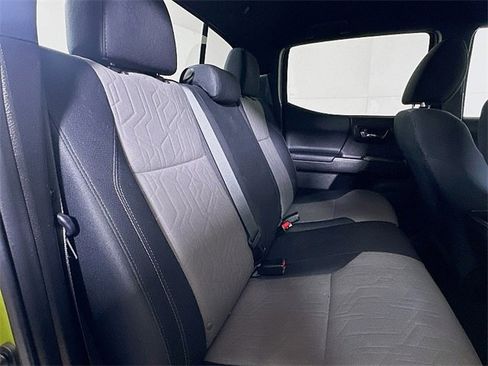 Used 2023 Toyota Tacoma TRD Off-Road image 24