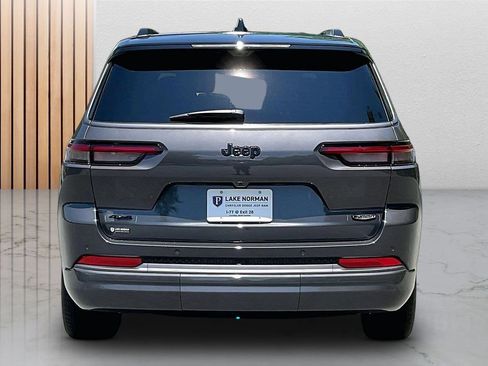 New 2026 Jeep Grand Cherokee L Summit w/ Obsidian Package AWD/4WD image 8