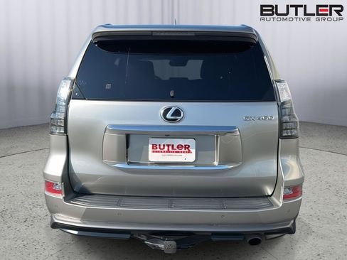 Certified 2023 Lexus GX 460 Luxury w/ Sport Design Package AWD/4WD image 5
