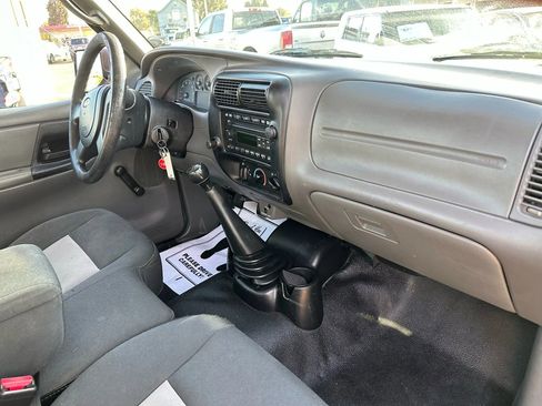 Used 2006 Ford Ranger XL image 13