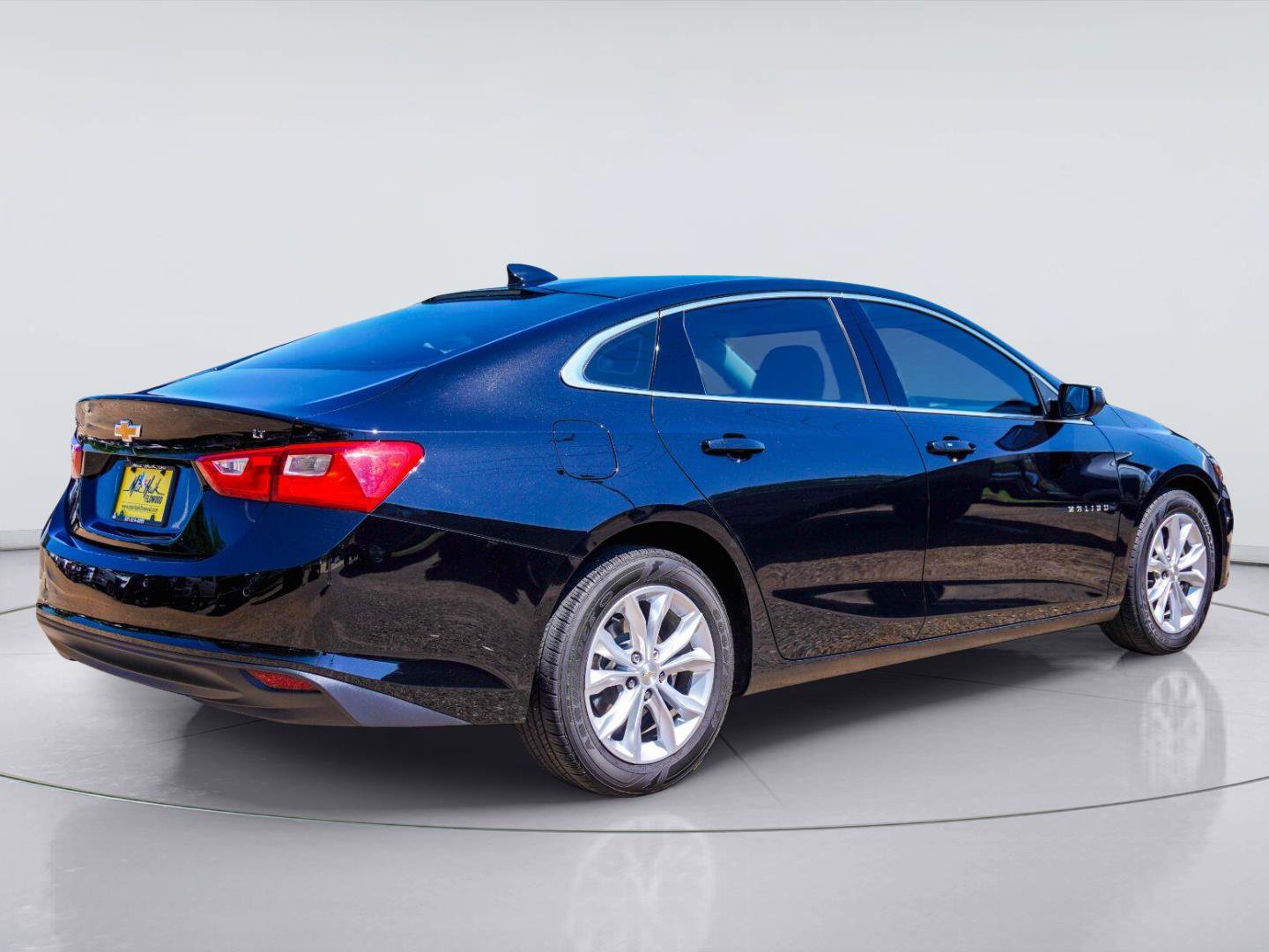 Used 2024 Chevrolet Malibu LT FWD image 8