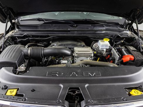 Used 2022 RAM 1500 Laramie AWD/4WD image 52