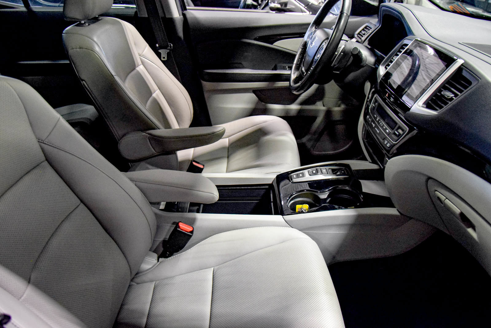 Used 2020 Honda Ridgeline RTL-E image 8