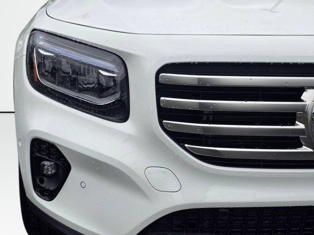 New 2026 Mercedes-Benz GLB 250 4MATIC image 28