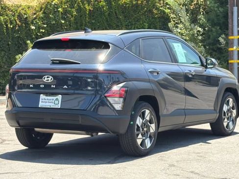 Used 2024 Hyundai Kona SEL FWD image 4