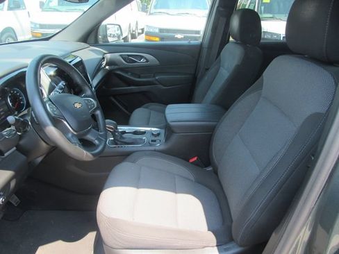 Used 2023 Chevrolet Traverse LT AWD/4WD image 11