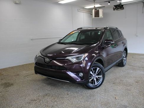 Used 2018 Toyota RAV4 XLE w/ Plus Extra Value Package image 10