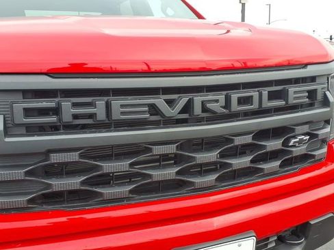 Used 2025 Chevrolet Silverado 1500 Custom w/ Turbomax Blackout Package AWD/4WD image 24