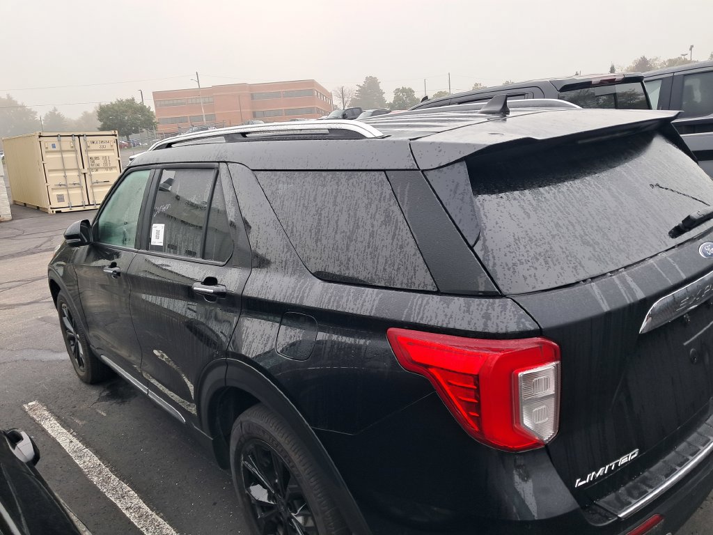 Used 2022 Ford Explorer Limited AWD/4WD image 8