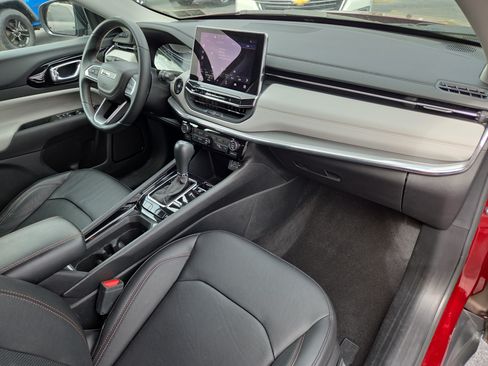 Certified 2022 Jeep Compass Limited AWD/4WD image 19