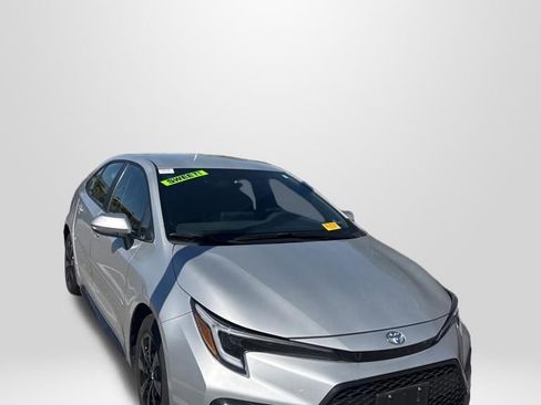 Used 2024 Toyota Corolla SE image 1