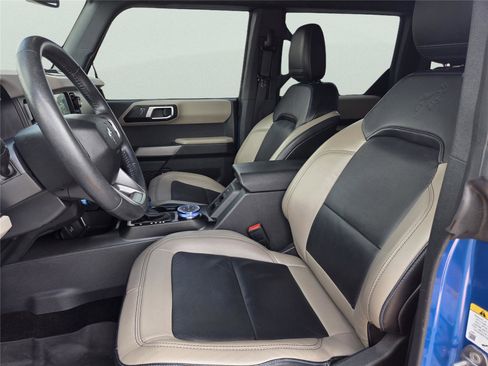 Used 2022 Ford Bronco Wildtrak AWD/4WD image 13