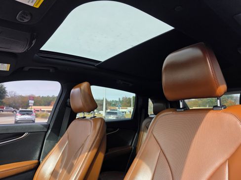 Used 2021 Lincoln Nautilus Reserve image 7