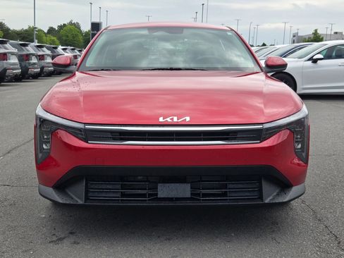 New 2026 Kia K4 LXS FWD image 2