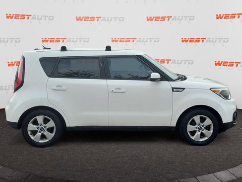 Used 2019 Kia Soul Base image 6
