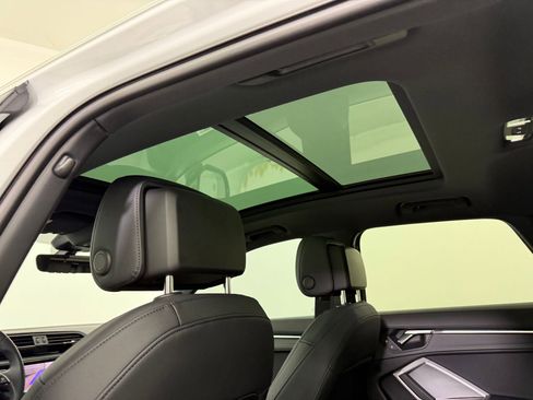 Certified 2025 Audi Q3 2.0T Premium w/ Convenience Package image 27