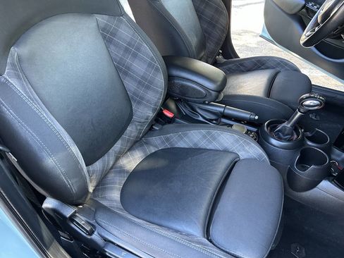 Used 2019 MINI Cooper S image 39