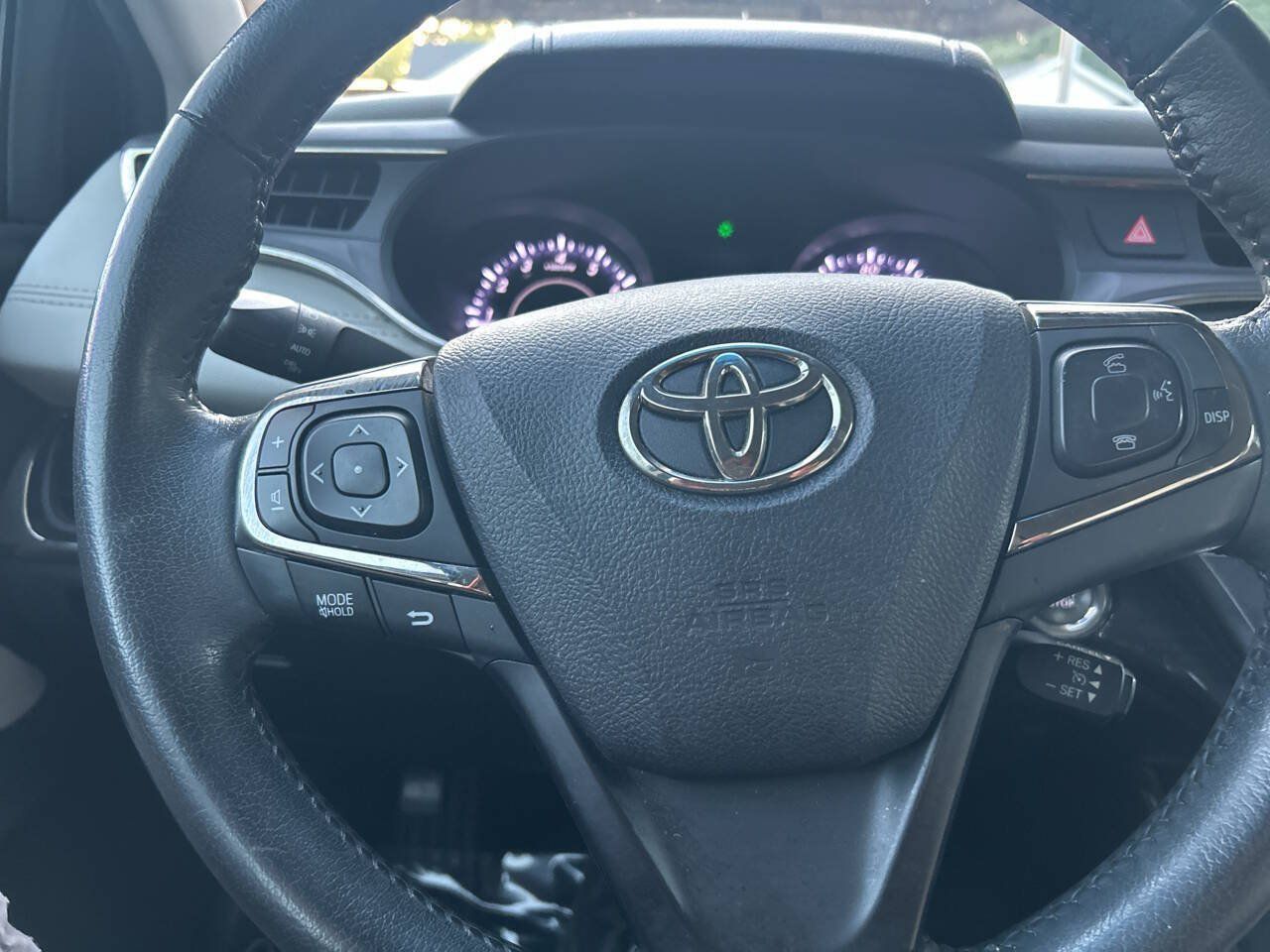 Used 2015 Toyota Avalon XLE w/ Preferred Accessory Package FWD image 26