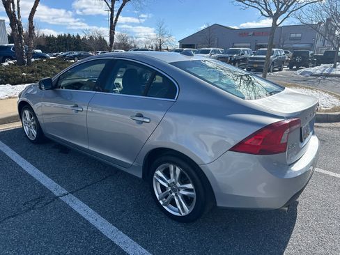 Used 2013 Volvo S60 T5 image 3