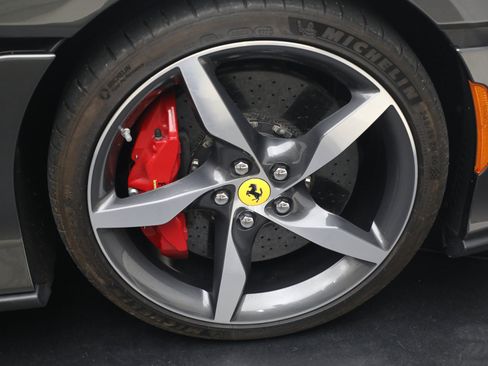 Certified 2022 Ferrari Portofino M RWD image 30