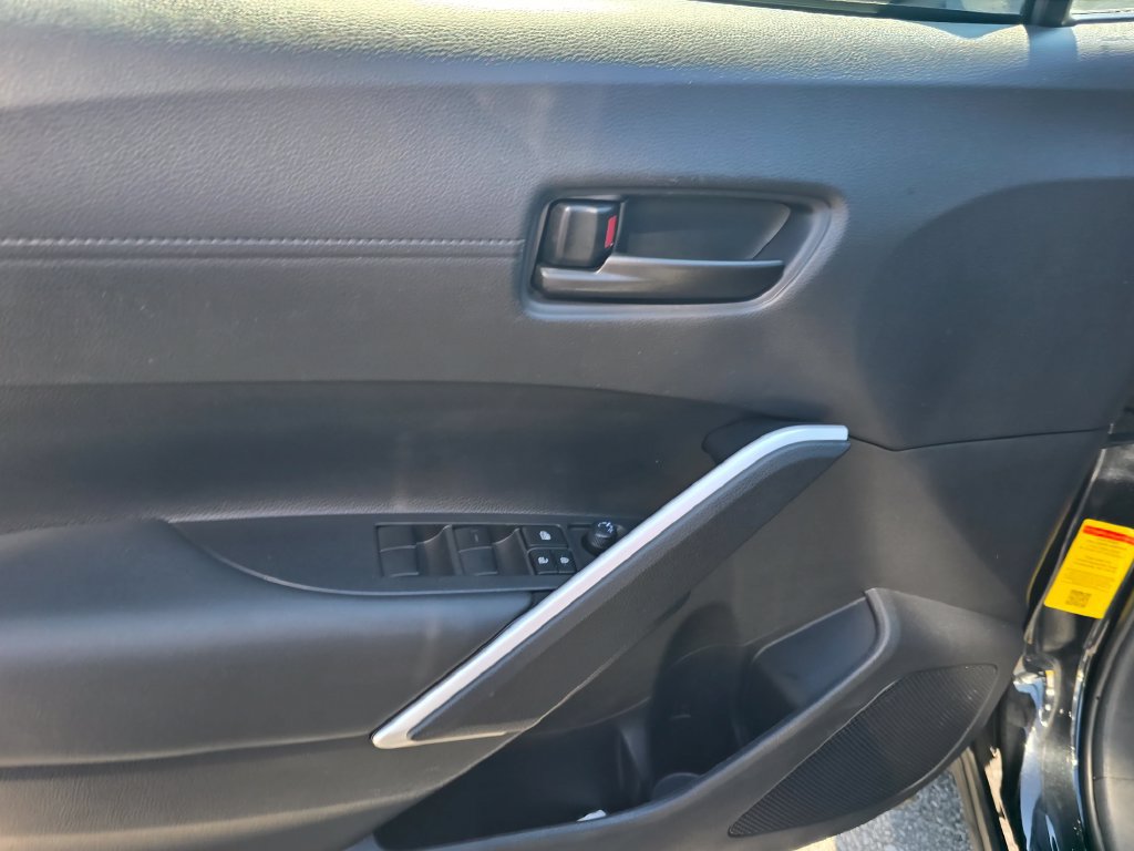 Used 2025 Toyota Corolla Cross AWD Hybrid image 10