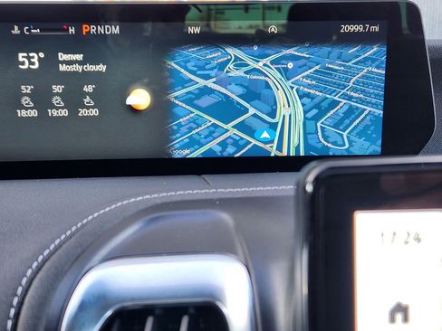 Certified 2025 Ford Expedition Platinum image 31