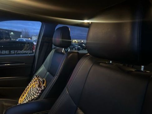 Used 2014 Jeep Grand Cherokee Limited image 5