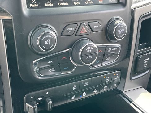 Used 2014 RAM 1500 Sport AWD/4WD image 35