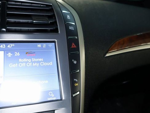 Used 2020 Lincoln MKZ Reserve w/ Elements Package image 35