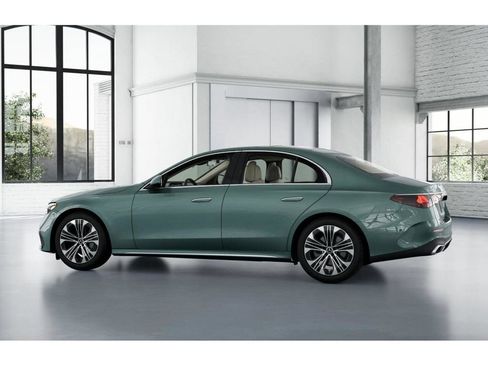 New 2026 Mercedes-Benz E 350 4MATIC Sedan image 32