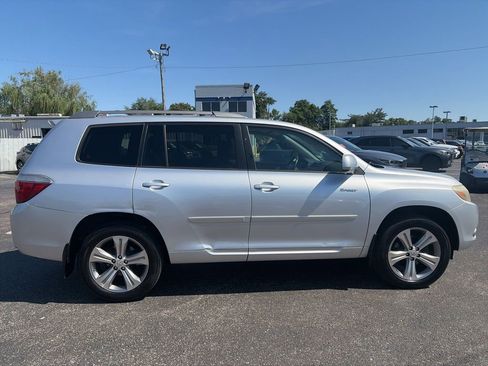 Used 2009 Toyota Highlander Sport AWD/4WD image 8