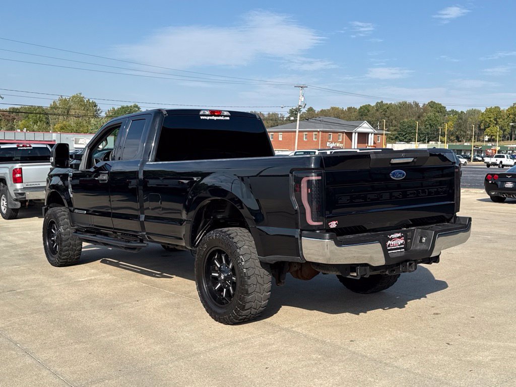 Used 2018 Ford F250 XLT AWD/4WD image 4
